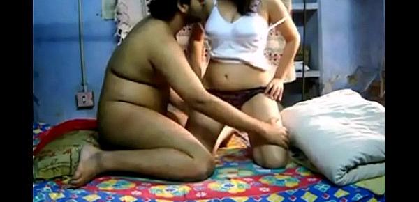  Savita Bhabhi Indian Amateur Shows Her Nice Wanking